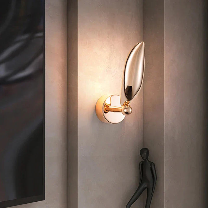 BowLift | Delicate Light and Artistic Design