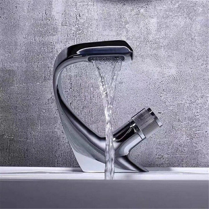 BowLift | AQUACASCADE Basin Tap – Modern Waterfall Bathroom Mixer Tap in Solid Brass