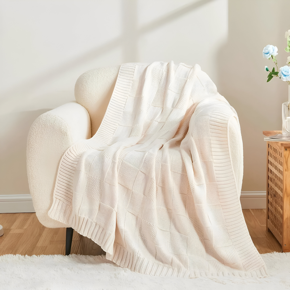 BowLift | Loomvera Plaid | Knitted Blanket Black-White | Soft & Skin-friendly | For All Seasons