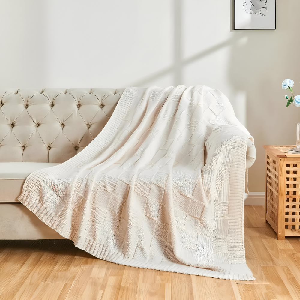 BowLift | Loomvera Plaid | Knitted Blanket Black-White | Soft & Skin-friendly | For All Seasons