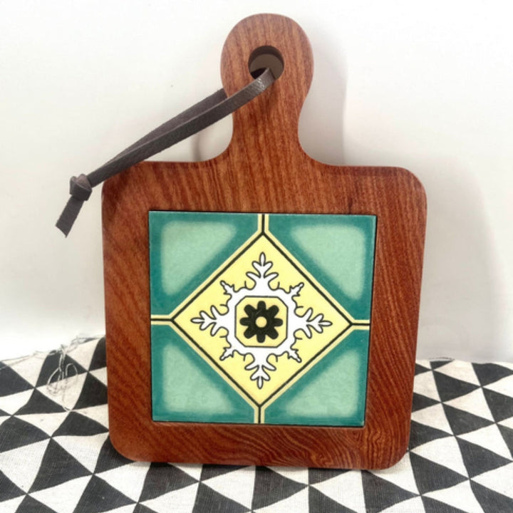 BowLift | Moroccan Ebony Floral Wooden Trivets