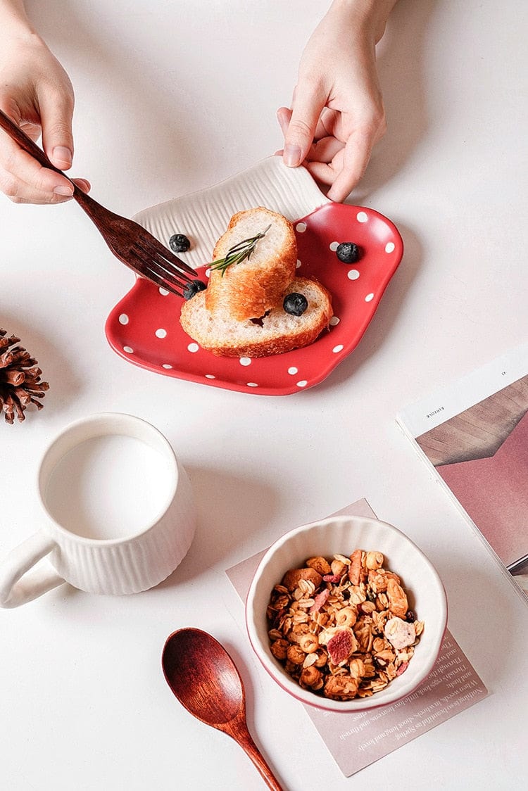 Mushroom-shaped plate Bowlift