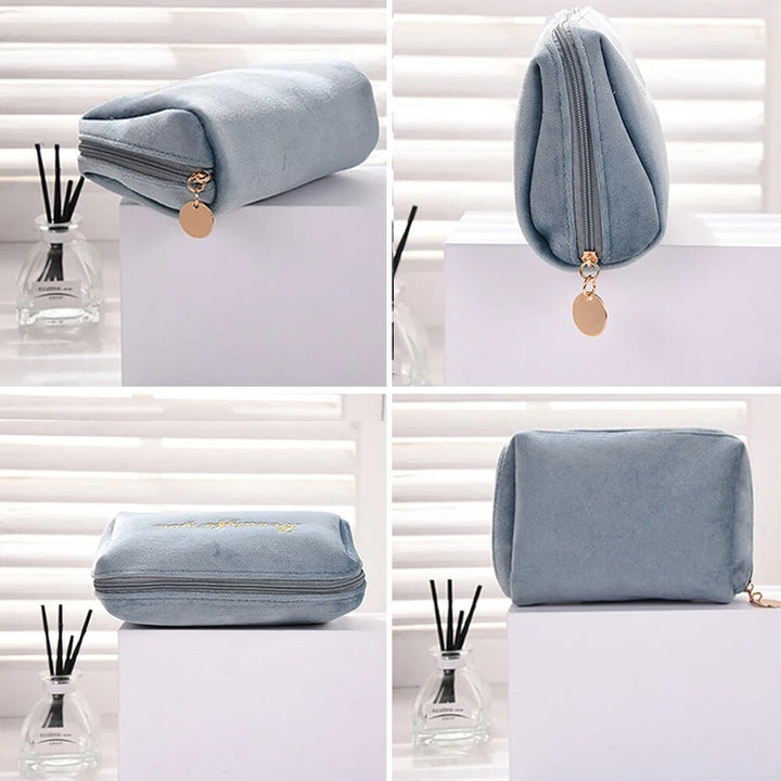 BowLift | VelvetChic - Elegance and practicality - Chic makeup bag