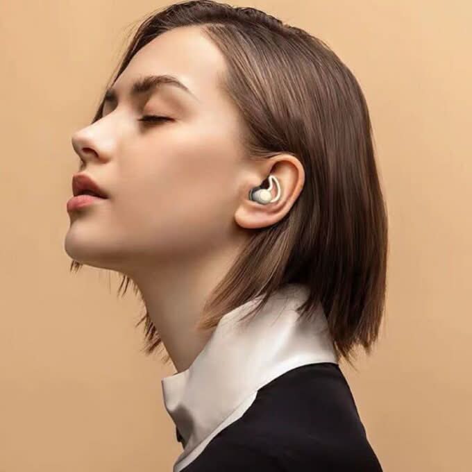 BowLift | Soft silicone earplugs to reduce noise for better sleep