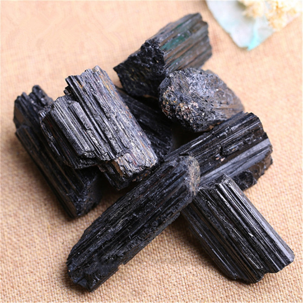 BowLift | Natural and mineral stones crystal black tourmaline raw stone home Ramadan decoration 2023