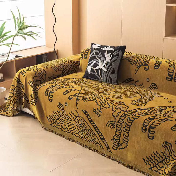 BowLift | Nature Sketch Pattern Sofa Cover