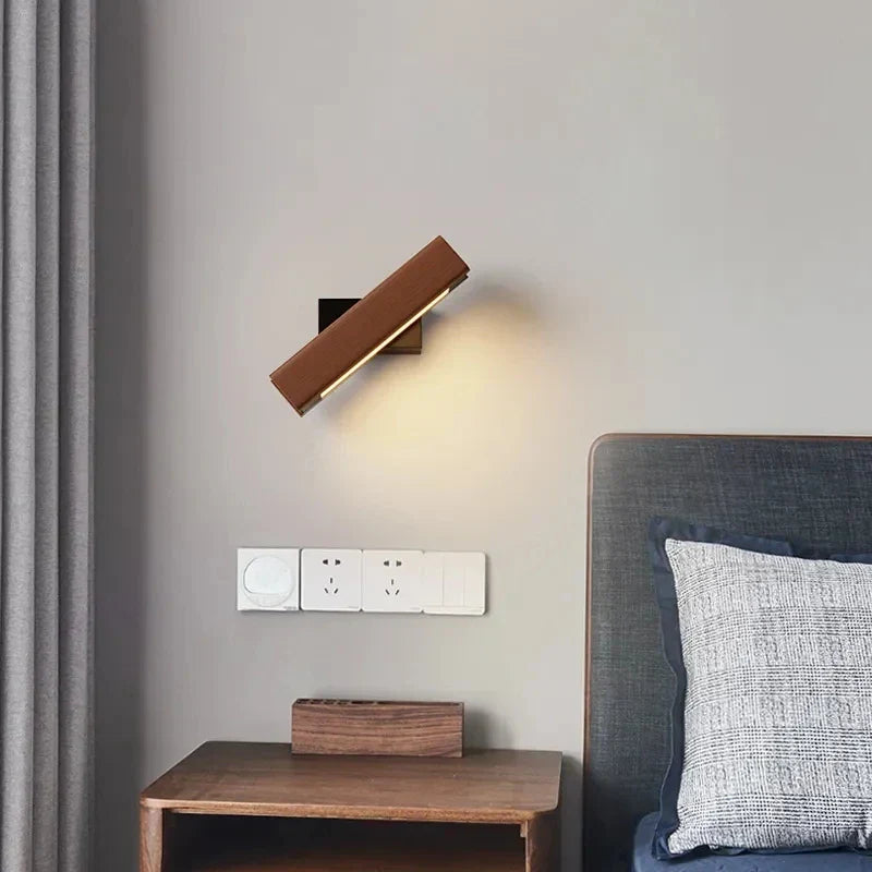 LED Wall Lamp made of Wood – Modern Wall Light for Bedroom | Bowlift