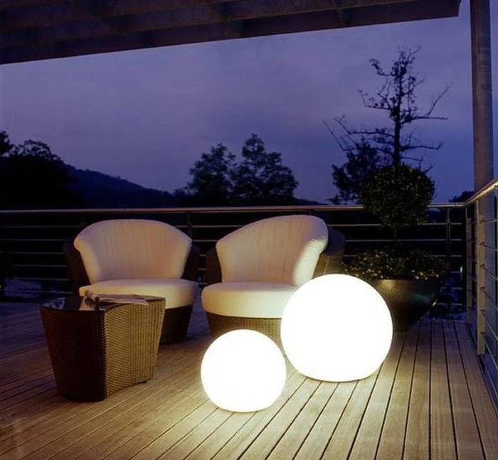 BowLift | Wireless Multi-Colour LED Patio Lights | Outdoor String Lights for Garden, Deck & Backyard Decor