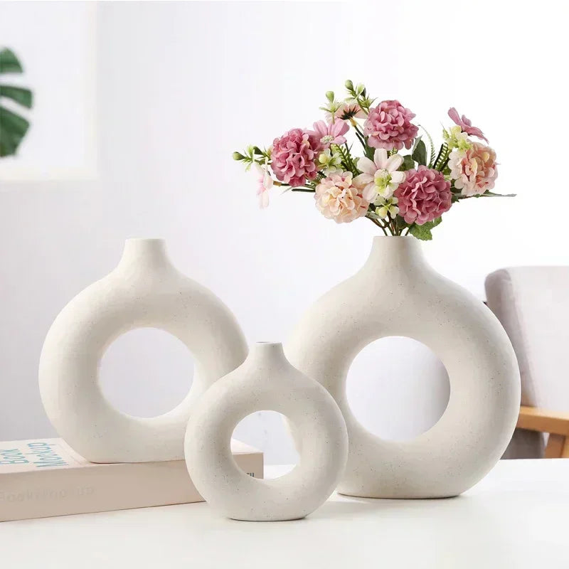 BowLift | TranquilGlass - Elegant Vase for a Serene Interior
