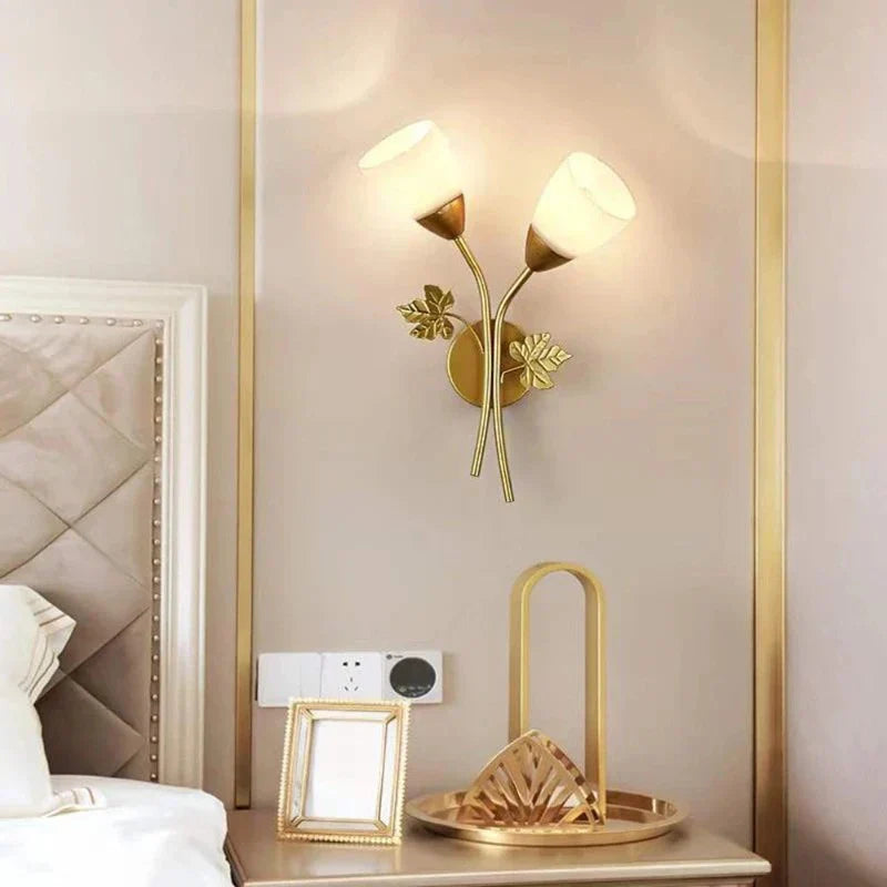 Requirements wall lamp in vintage style with leaf motif – LED lamp for hallway & living room | Bowlift