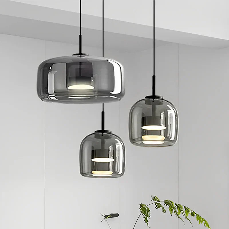 BowLift | CrystalGlow Pendant Light - elegant pendant light made of clear glass