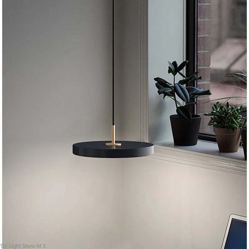 BowLift | Scandinavian Pendant Lamp with Minimalist Design - Lyssa