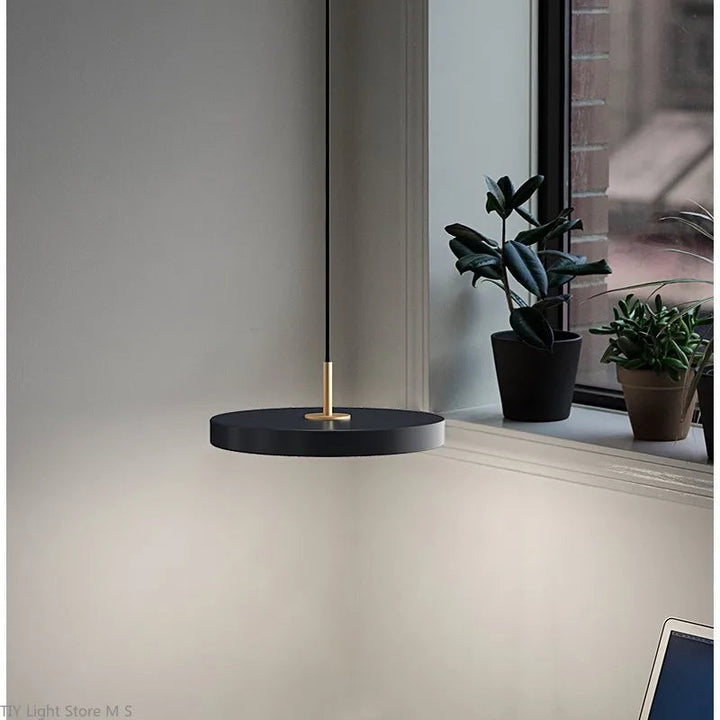 BowLift | Scandinavian Pendant Lamp with Minimalist Design - Lyssa