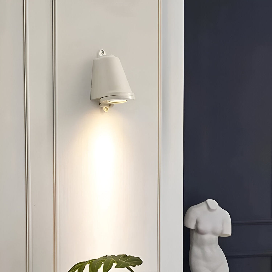 BowLift | Minimalistic LED Outdoor Wall Lamp