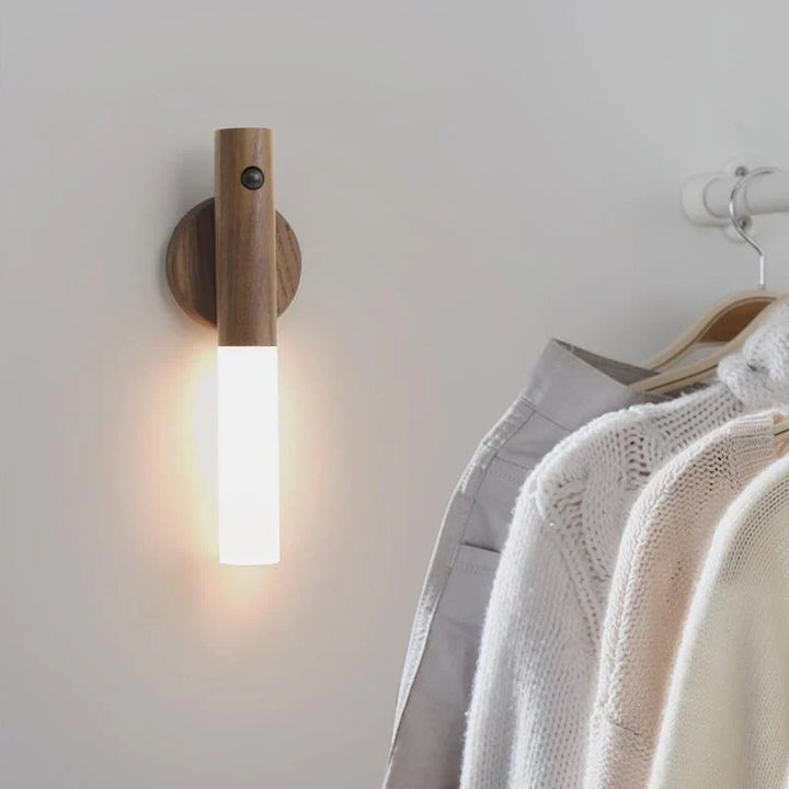 BowLift | Modern Torch Motion Light