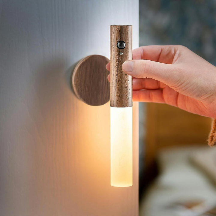BowLift | Modern Torch Motion Light