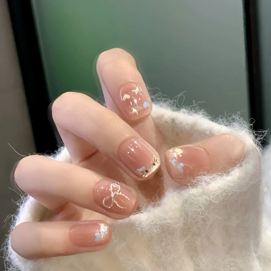 Artificial Nails In Elegant Glitter Finish Bowlift