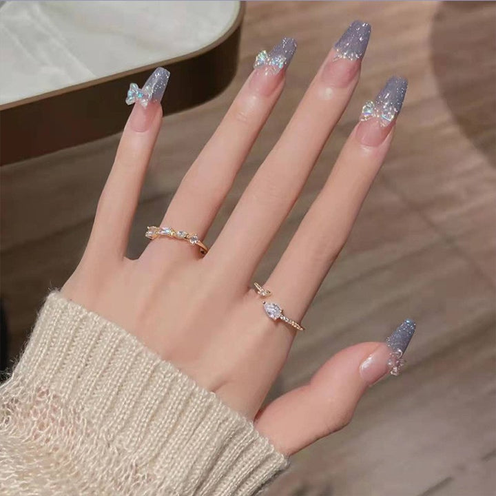 Artificial Glamorous Heart Nail Tips Bowlift