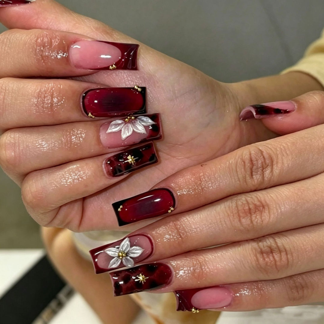 Artistic Patterned Press-On Nail Extensions Bowlift
