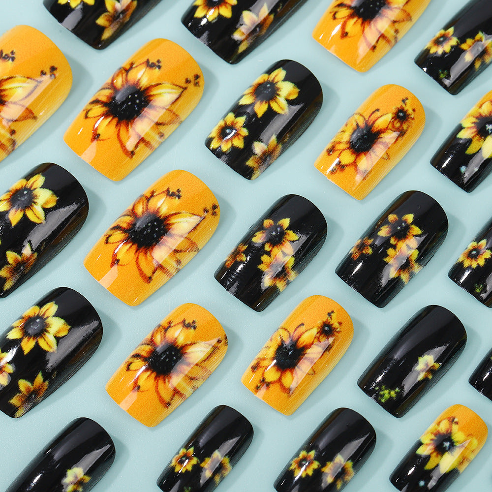 Artificial nails in floral design with sunflower motif Bowlift