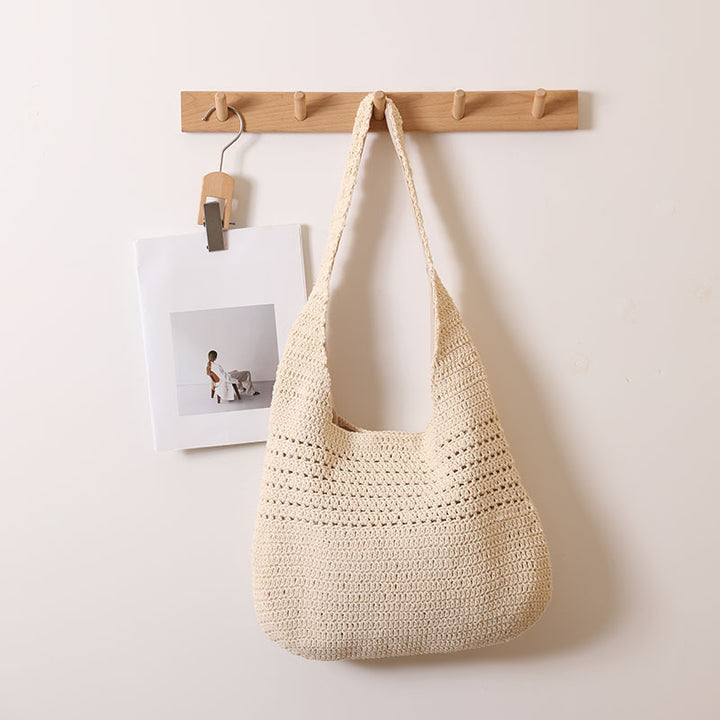 Hand-crocheted tote bag with generous volume Bowlift