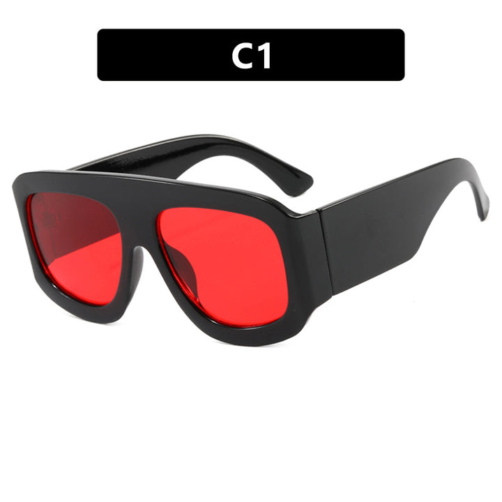 Ladies fashionable oversized sunglasses with wide frame and protective UV filter Bowlift