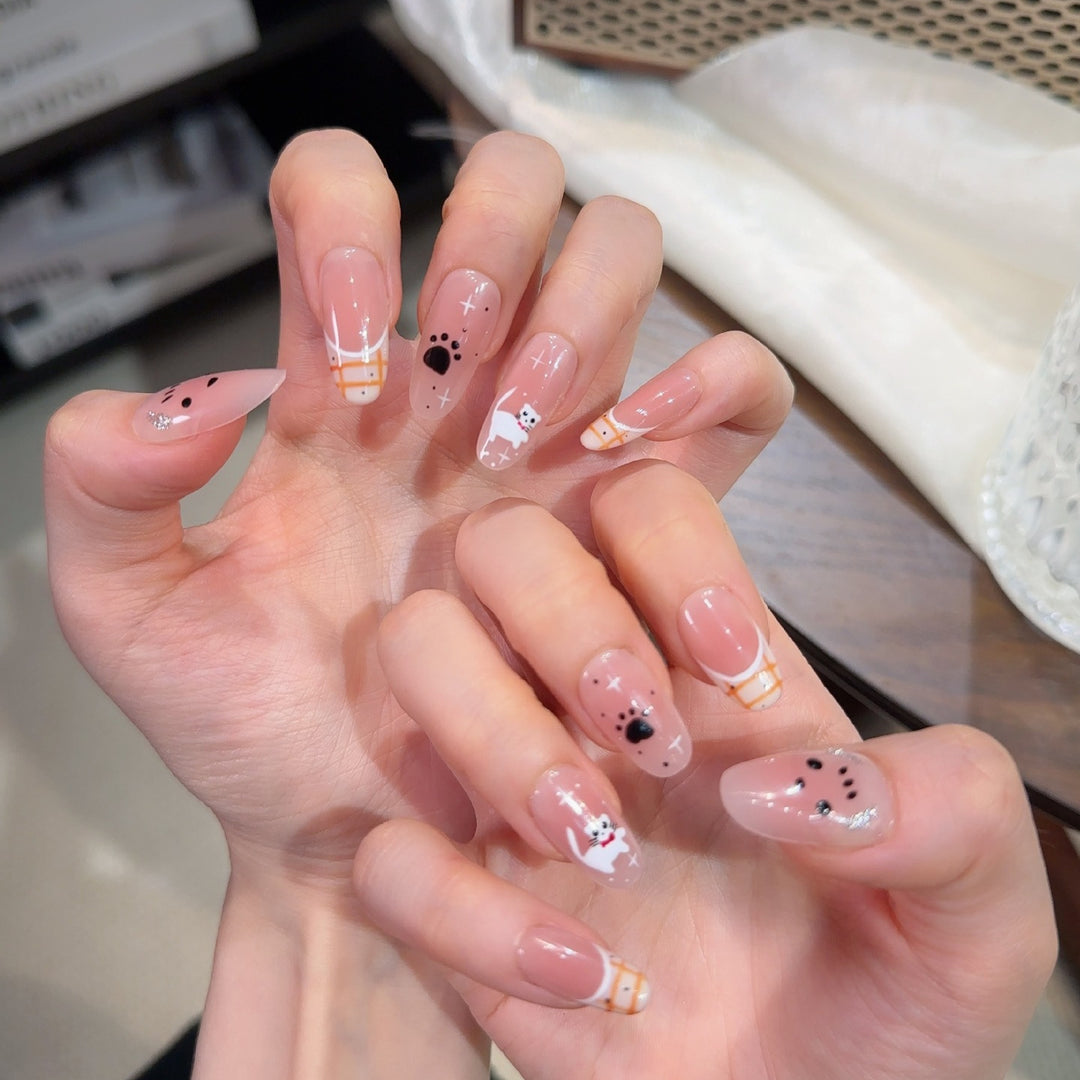 Playful Themed Press-On Nail Set Bowlift