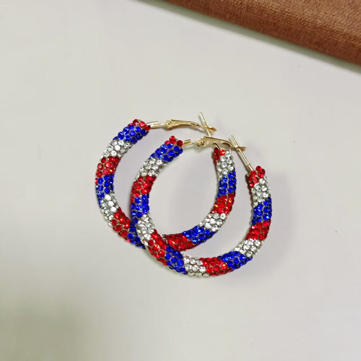 Ladies' large creoles with pavé rhinestone embellishment and clasp closure Bowlift