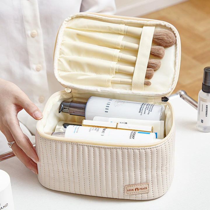 Elegant Quilted Makeup Storage Case Bowlift