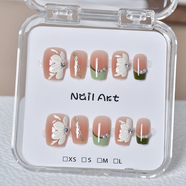 Premium Glamorous Press-On Nail Extensions Bowlift