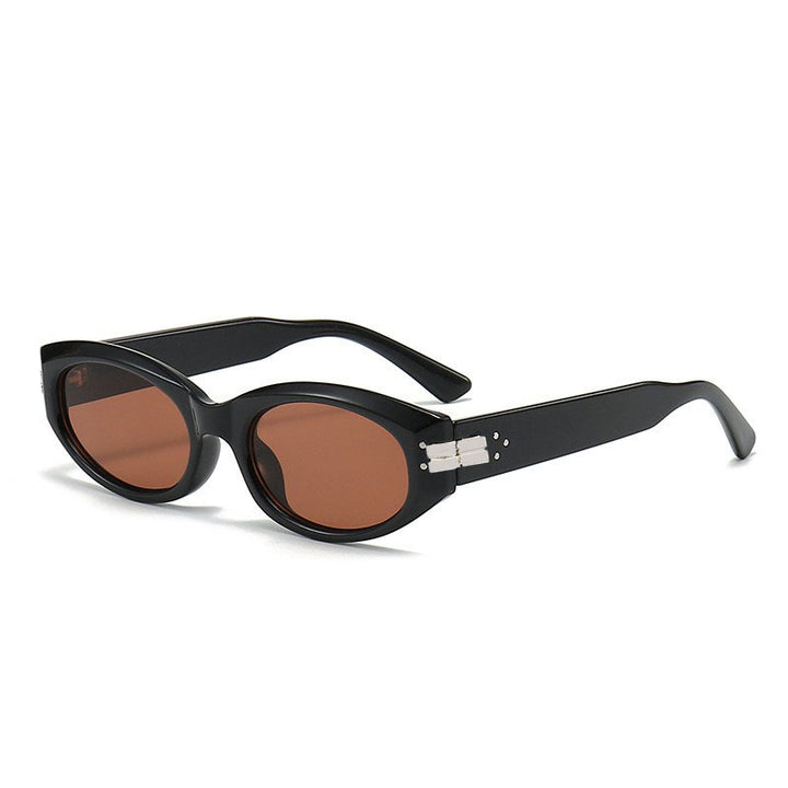 Ladies Retro-inspired Sunglasses Bowlift
