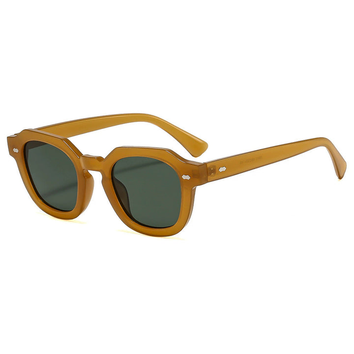 Women's sunglasses in modern design with polarized lenses Bowlift