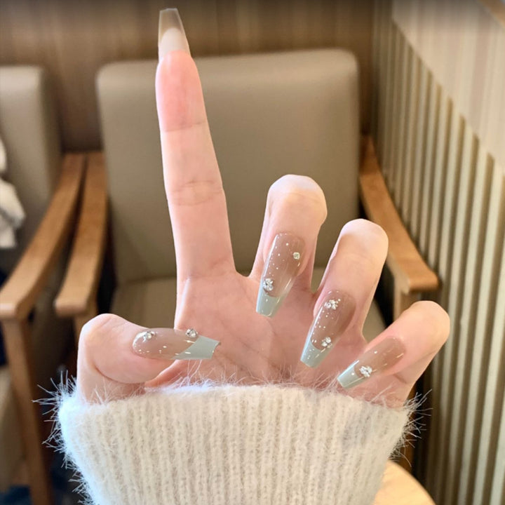 Artistic Gel Nail Tips Bowlift