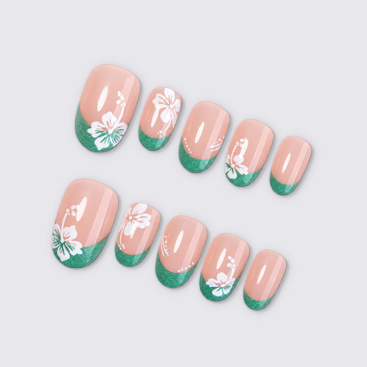 Artificial nail set with stylish floral accents Bowlift
