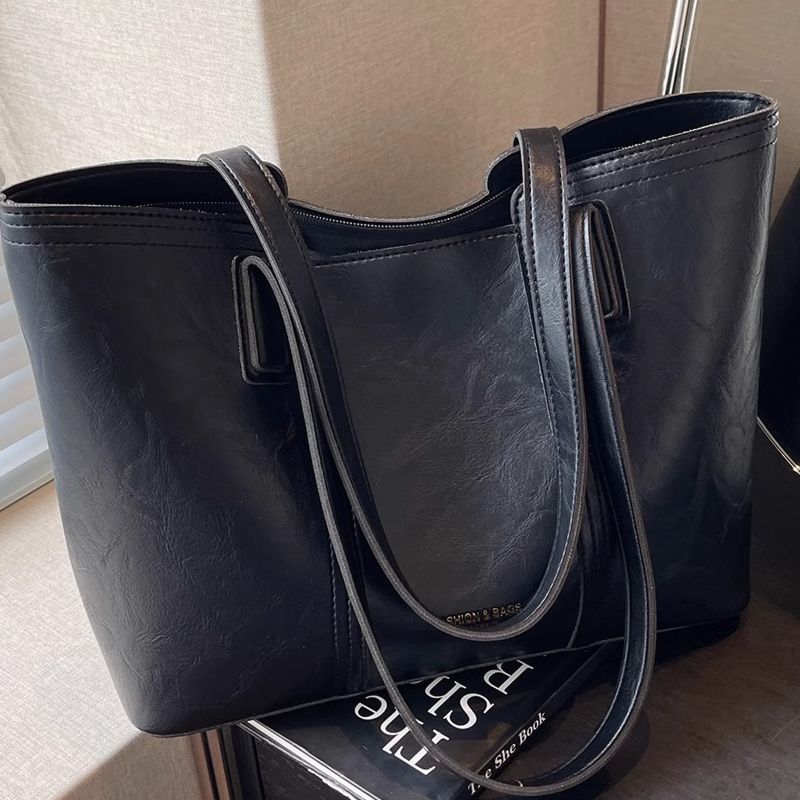 Structured Casual Tote Bag Bowlift