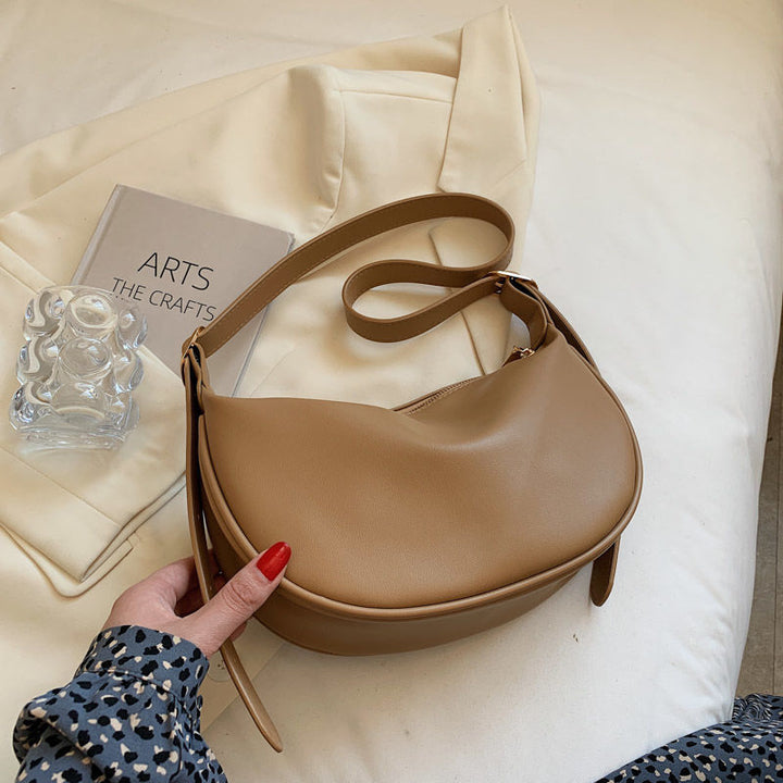 Elegant Curved Shoulder Bag Bowlift