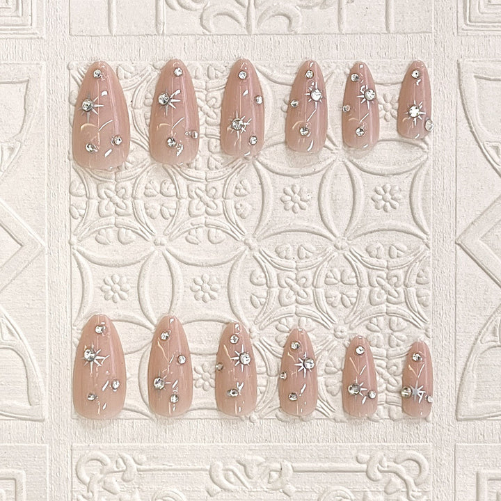 Elegant Decorative Press-On Nail Tips Bowlift