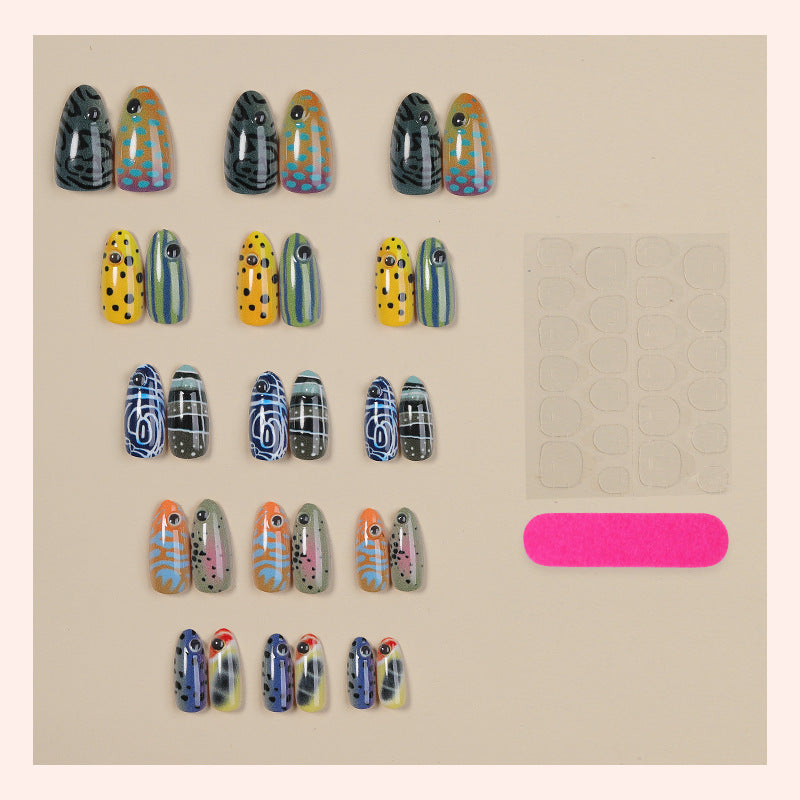 Artificial nail set with maritime fish design Bowlift