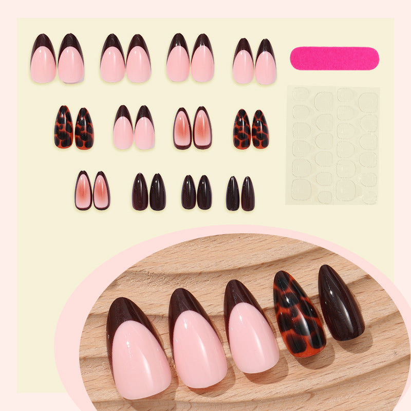 Artificial nail set with elegant gradient and leopard pattern Bowlift