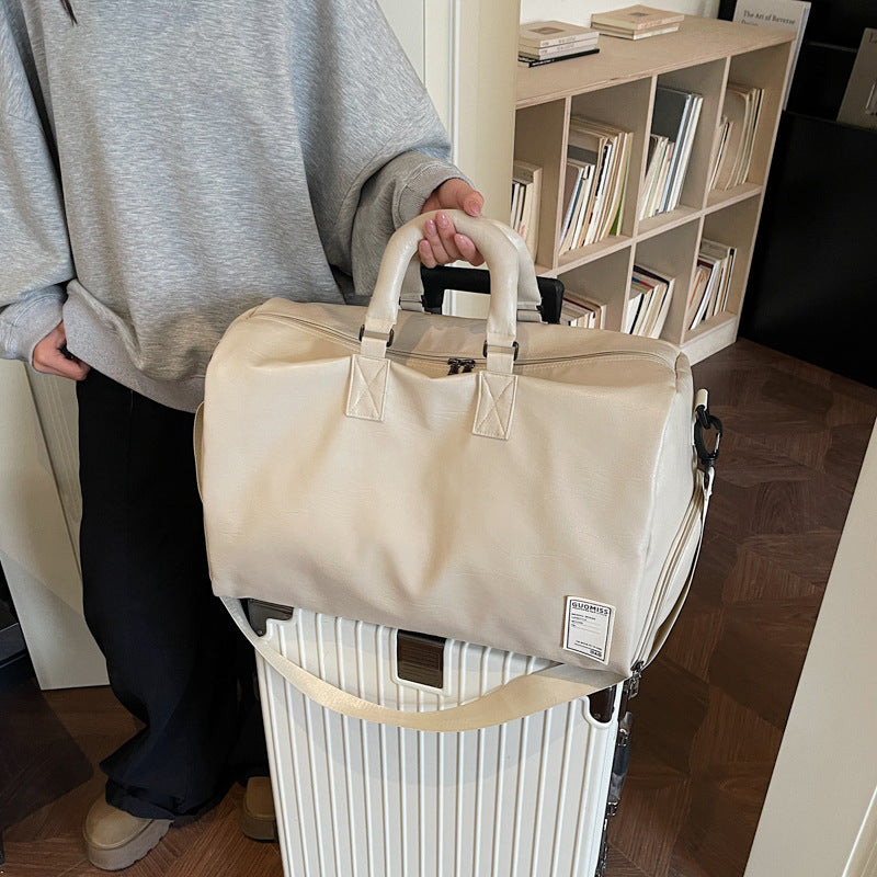Elegant and Practical Travel Duffel Bag Bowlift