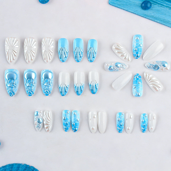 Artistic Seashell-Inspired Nail Art Set Bowlift