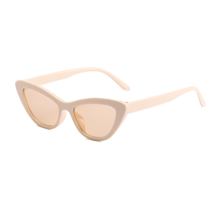 Ladies Cat-Eye Sunglasses with UV Protection and Modern Design Bowlift