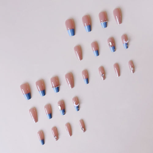 Artificial nail set with elegant 3D embellishments and glitter accents Bowlift