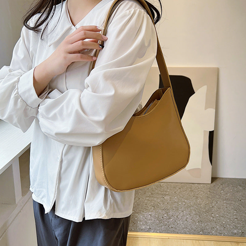 Minimalist Leather Crossbody Bag Bowlift