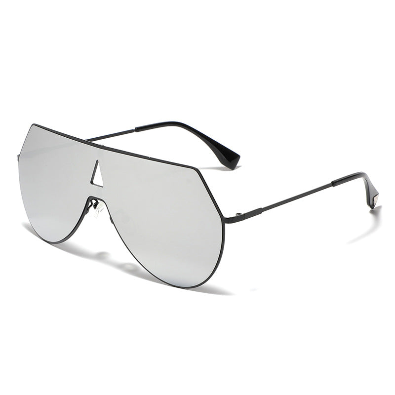 Women's futuristic oversized sunglasses with protective metal frame Bowlift