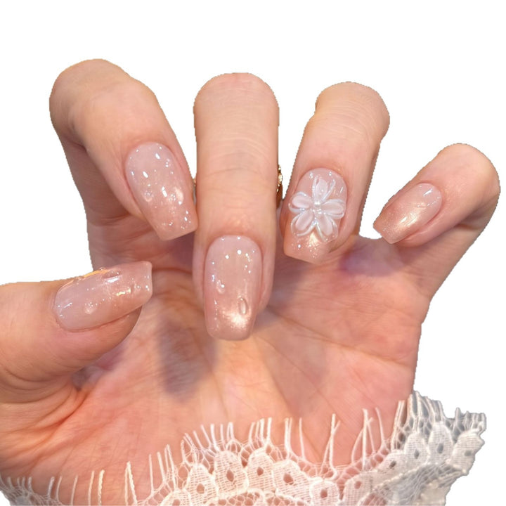Floral Embellished Press-On Nail Set Bowlift