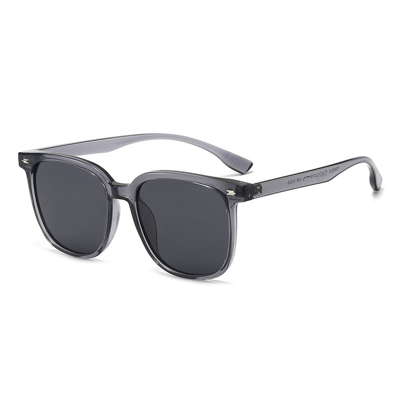 Ladies fashionable sunglasses in modern rectangular design Bowlift