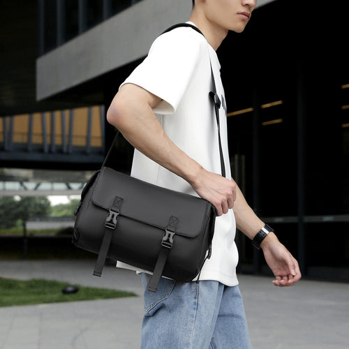 Modern Waterproof Messenger Bag Bowlift