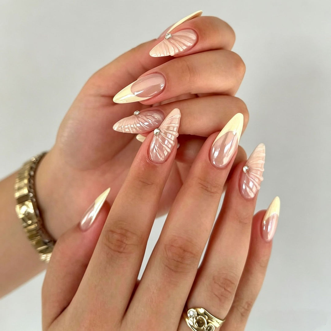 Elegant Press-On Nail Tips with Decorative Bow Bowlift