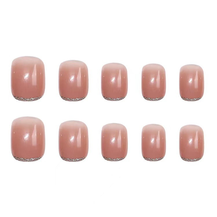 Elegant and shimmering nail art Bowlift
